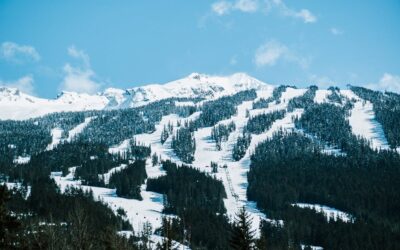 Trésors des Rocheuses canadiennes : Stations de ski à découvrir